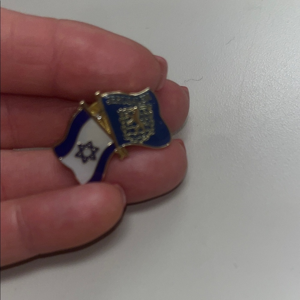 Jerusalem Flag Enamel Souvenir Hat or Lapel Pin
